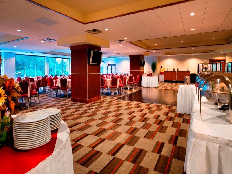 Four Points By Sheraton Victoria Gateway Langford Eksteriør billede