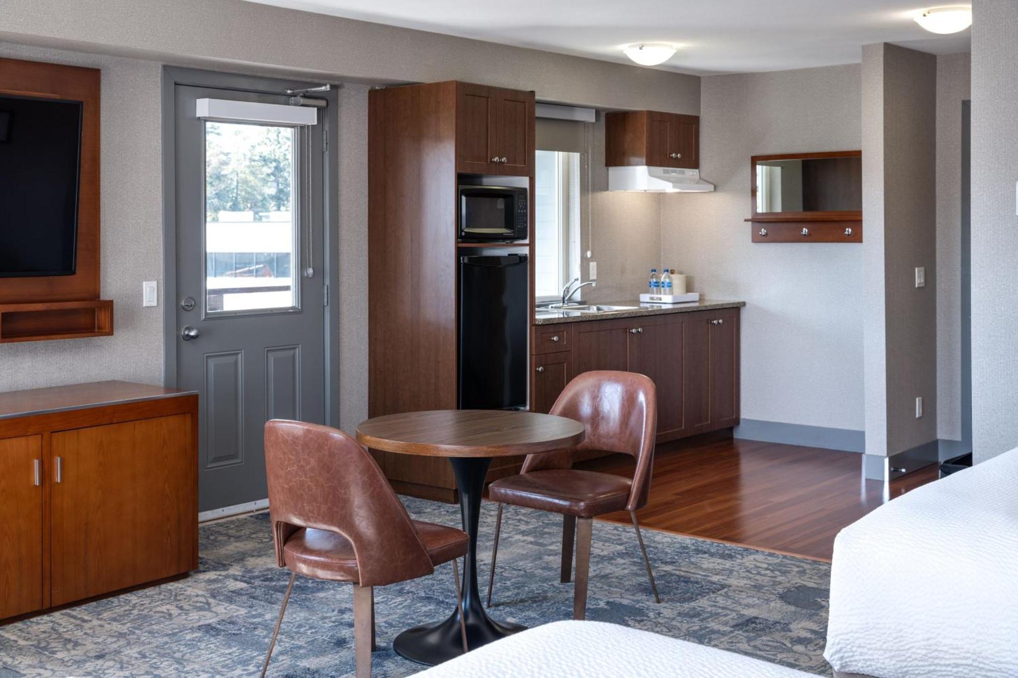 Four Points By Sheraton Victoria Gateway Langford Eksteriør billede