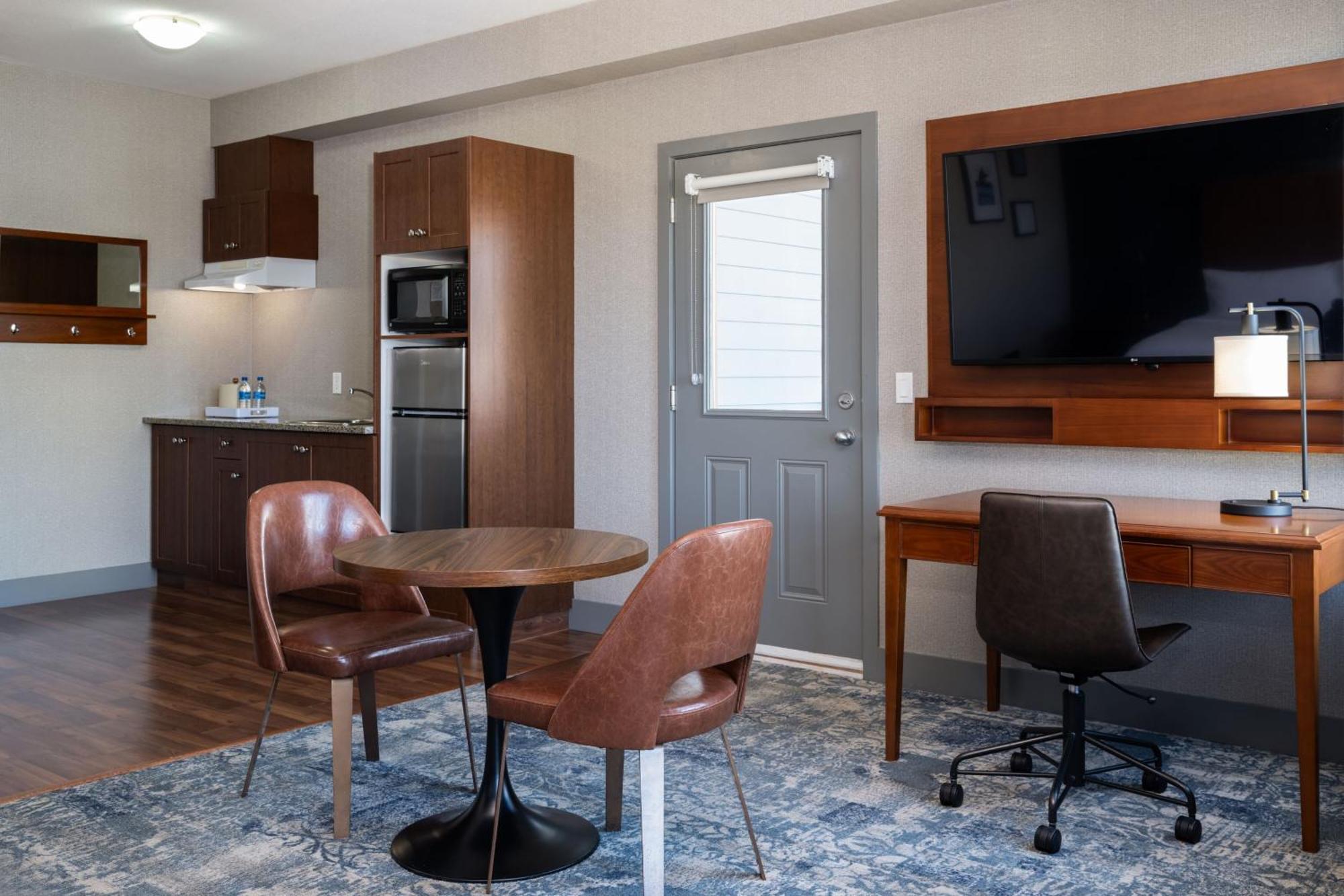 Four Points By Sheraton Victoria Gateway Langford Eksteriør billede