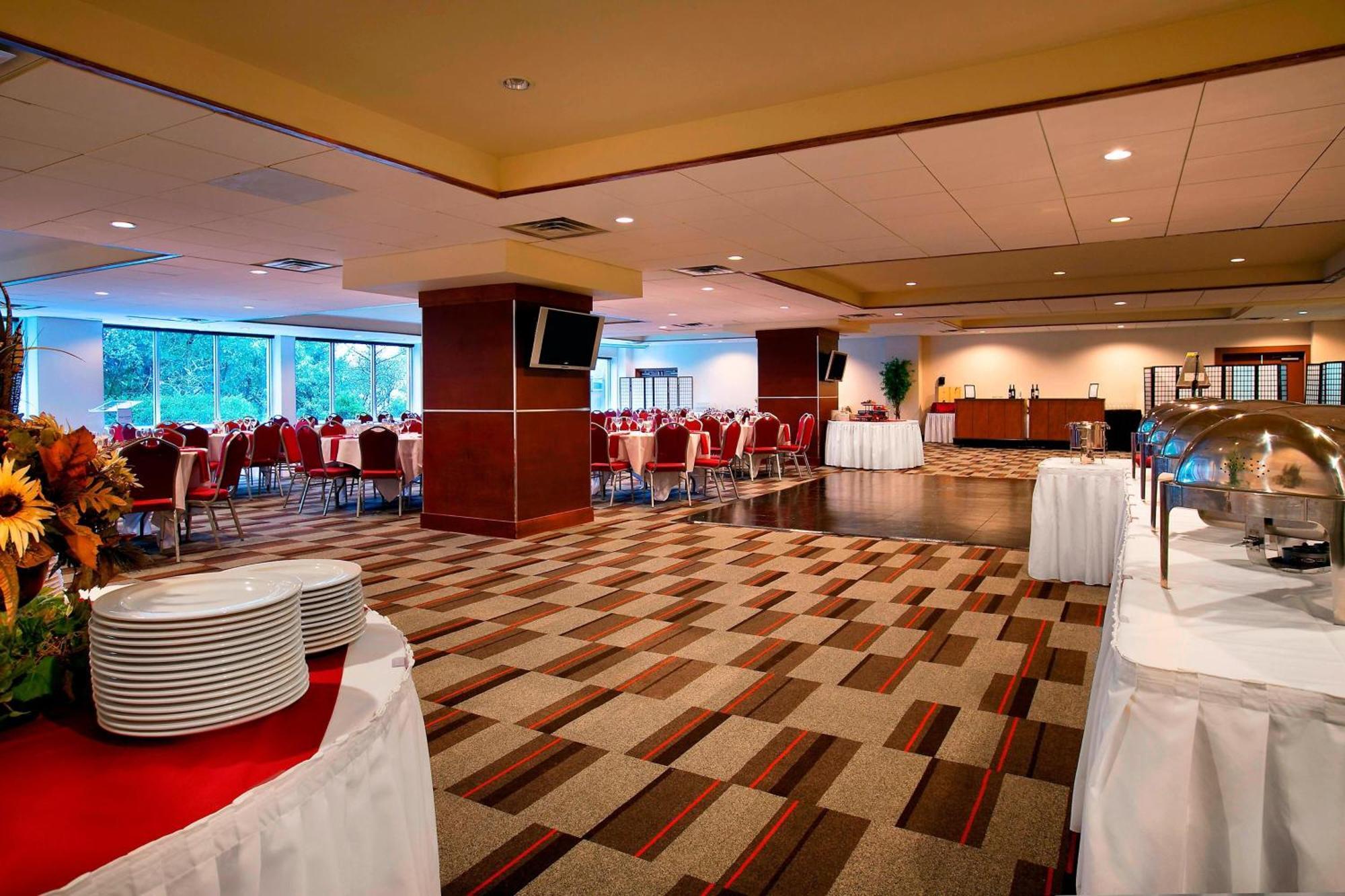 Four Points By Sheraton Victoria Gateway Langford Eksteriør billede